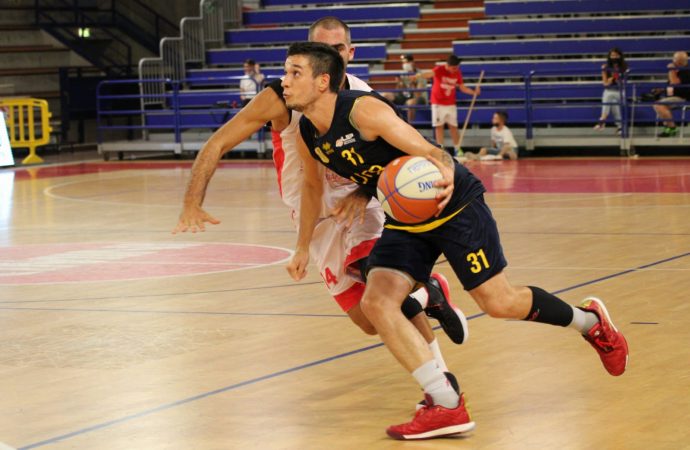 Sutor Basket Montegranaro sconfitta a Rimini in Supercoppa per 91-64