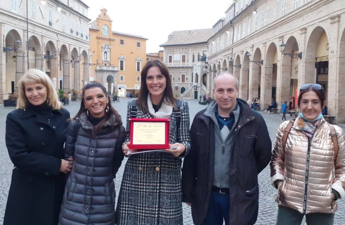 Premio letterario città di Fermo, tra i premiati Elisa Cochetti e Elisabetta Giovannetti