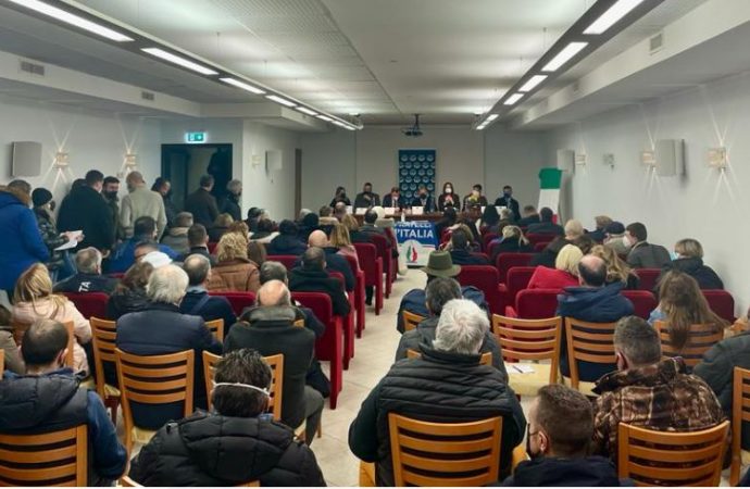 Confronto con gli iscritti: “Fratelli d’Italia é la risposta al cambiamento”